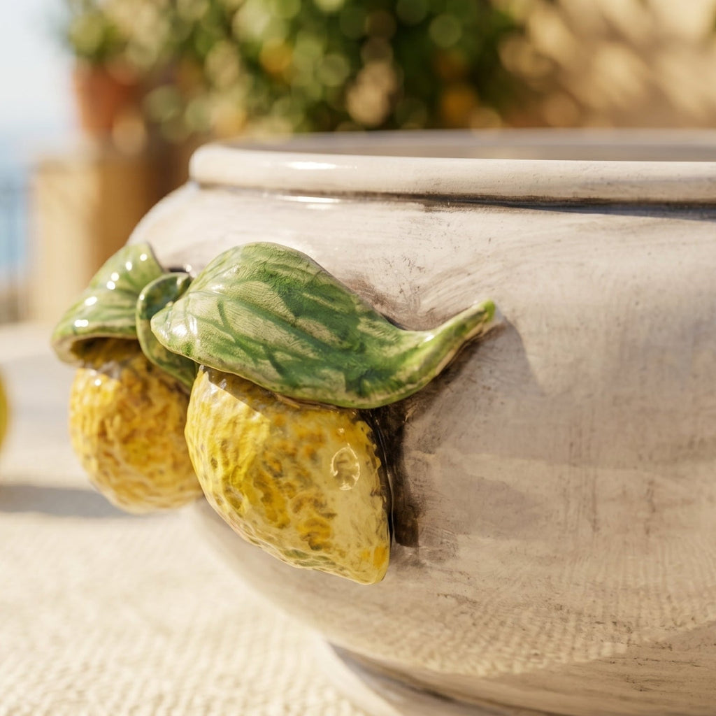 Centrotavola con Limoni Siciliani in Ceramica di Caltagirone Ø 25 cm - Madreperla