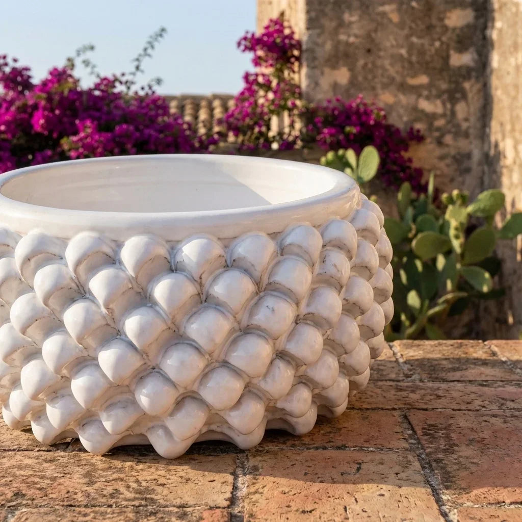 Vaso Mezza Pigna Senza Piede in Ceramica di Caltagirone — White Line