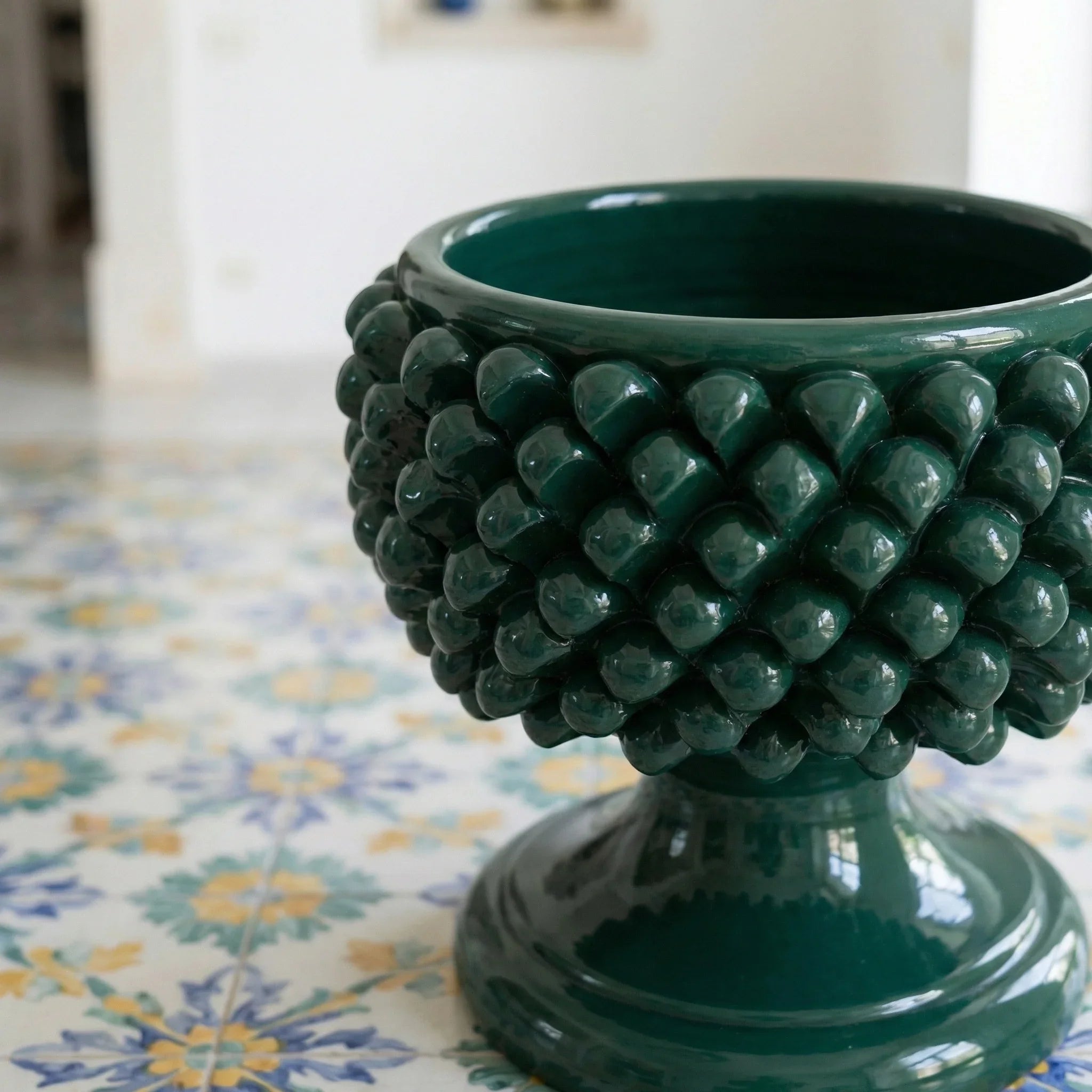 Antique green half-pineapple vase in Caltagirone ceramic