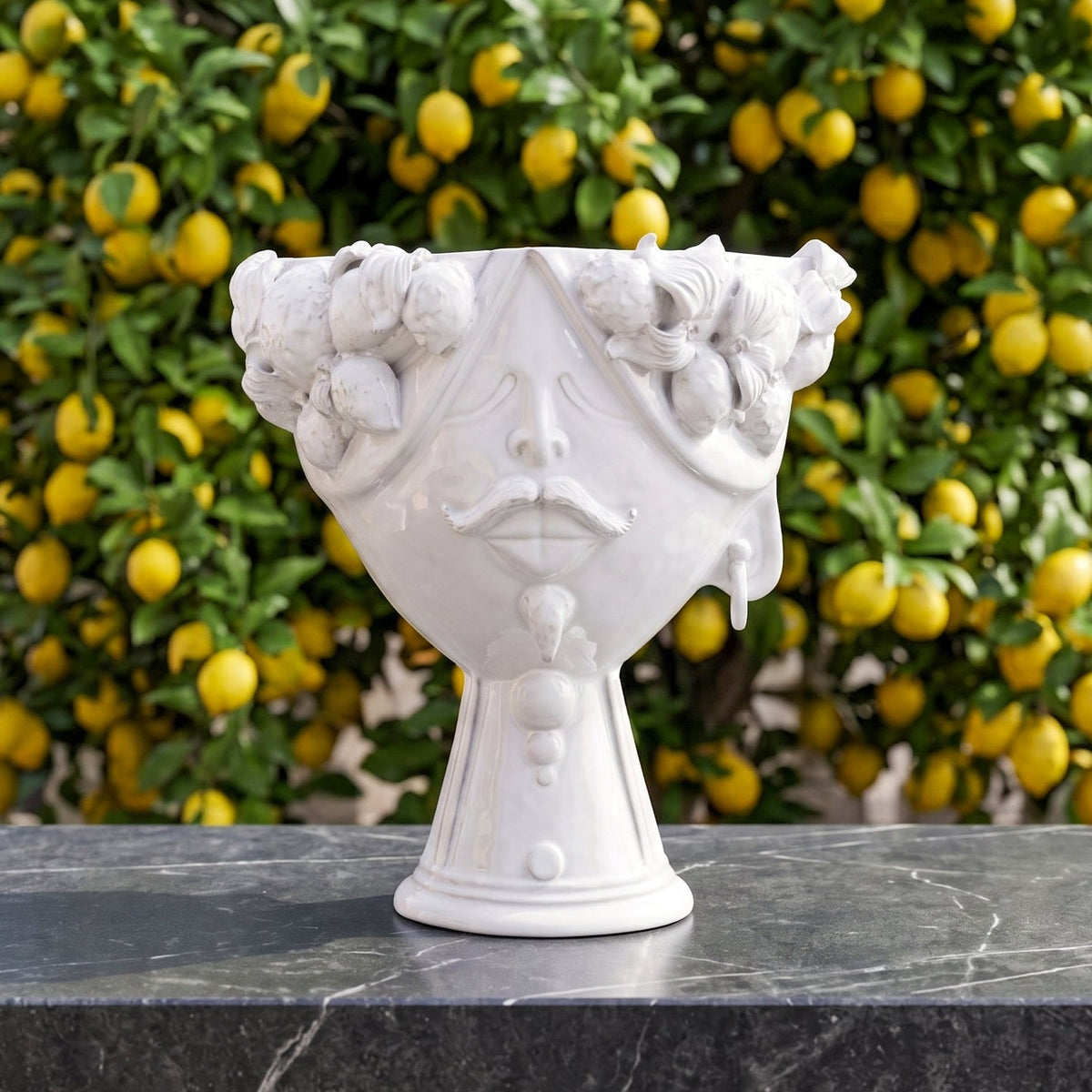 Testa Zahira con Limoni h 30 cm - Uomo, White Line | Ceramica Caltagirone