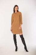Dress with elegant and fashionable neck accessory