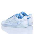 Nike tinge il cielo