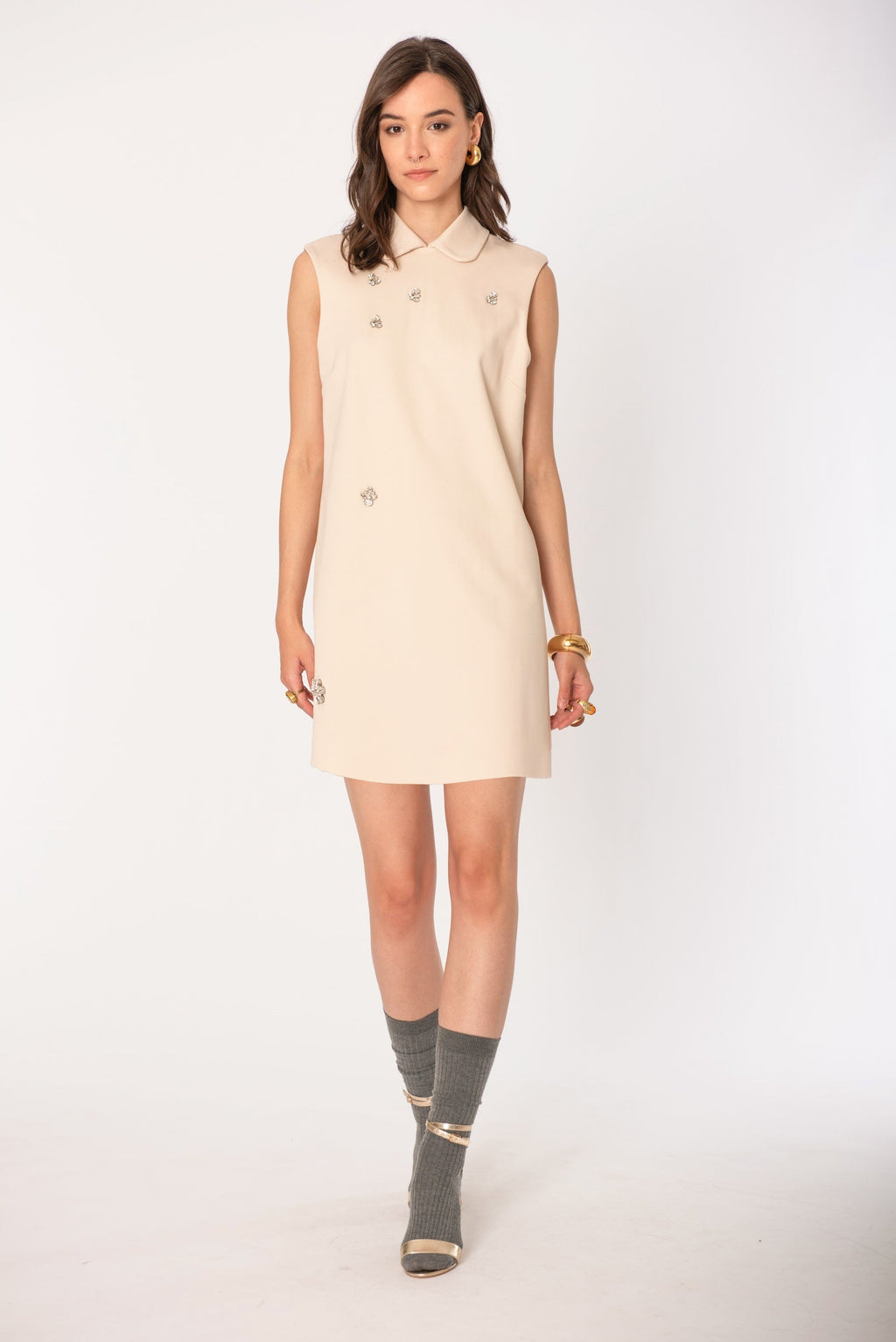 Dress with N0-nà appliqués