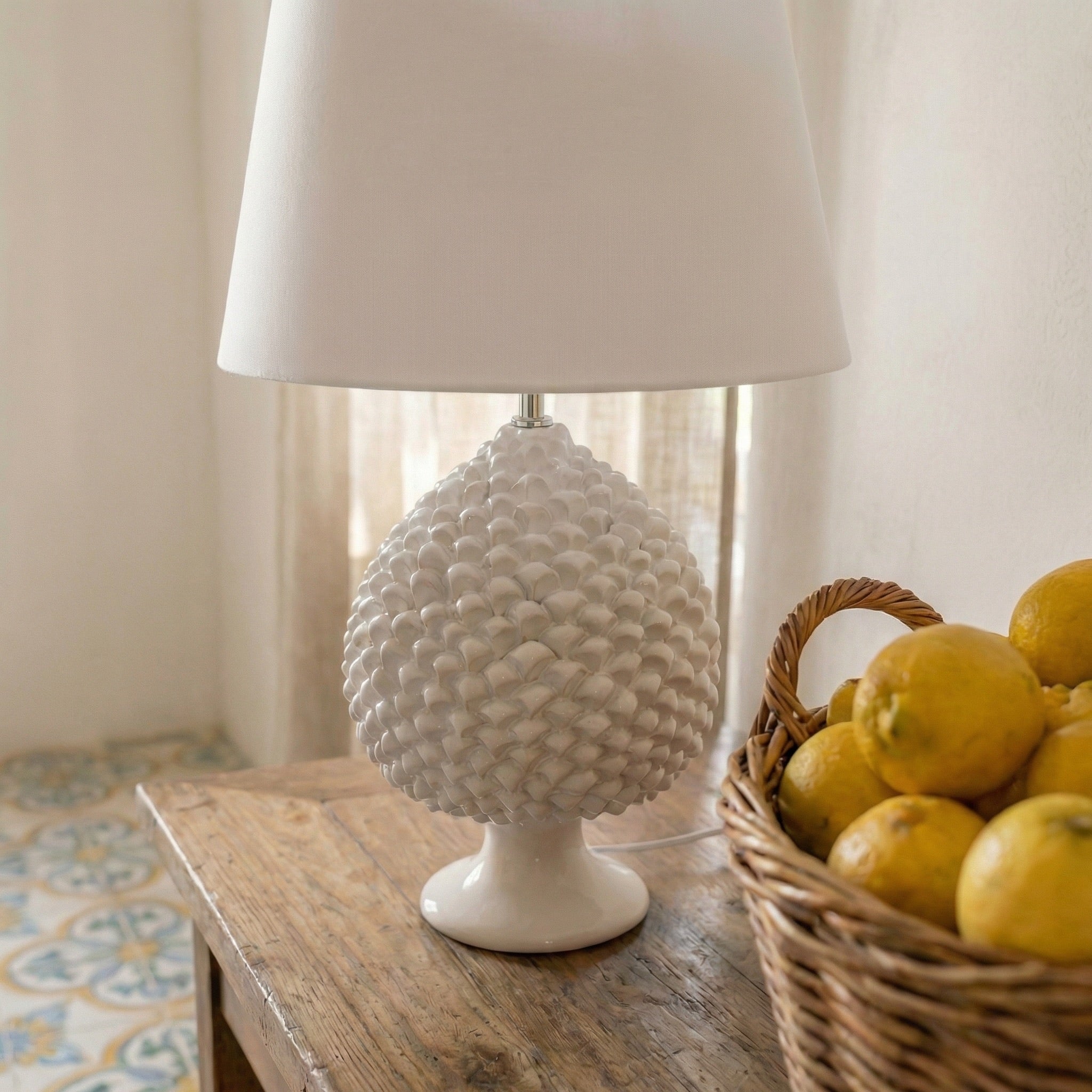 Lume Pigna in Ceramica di Caltagirone — White Line
