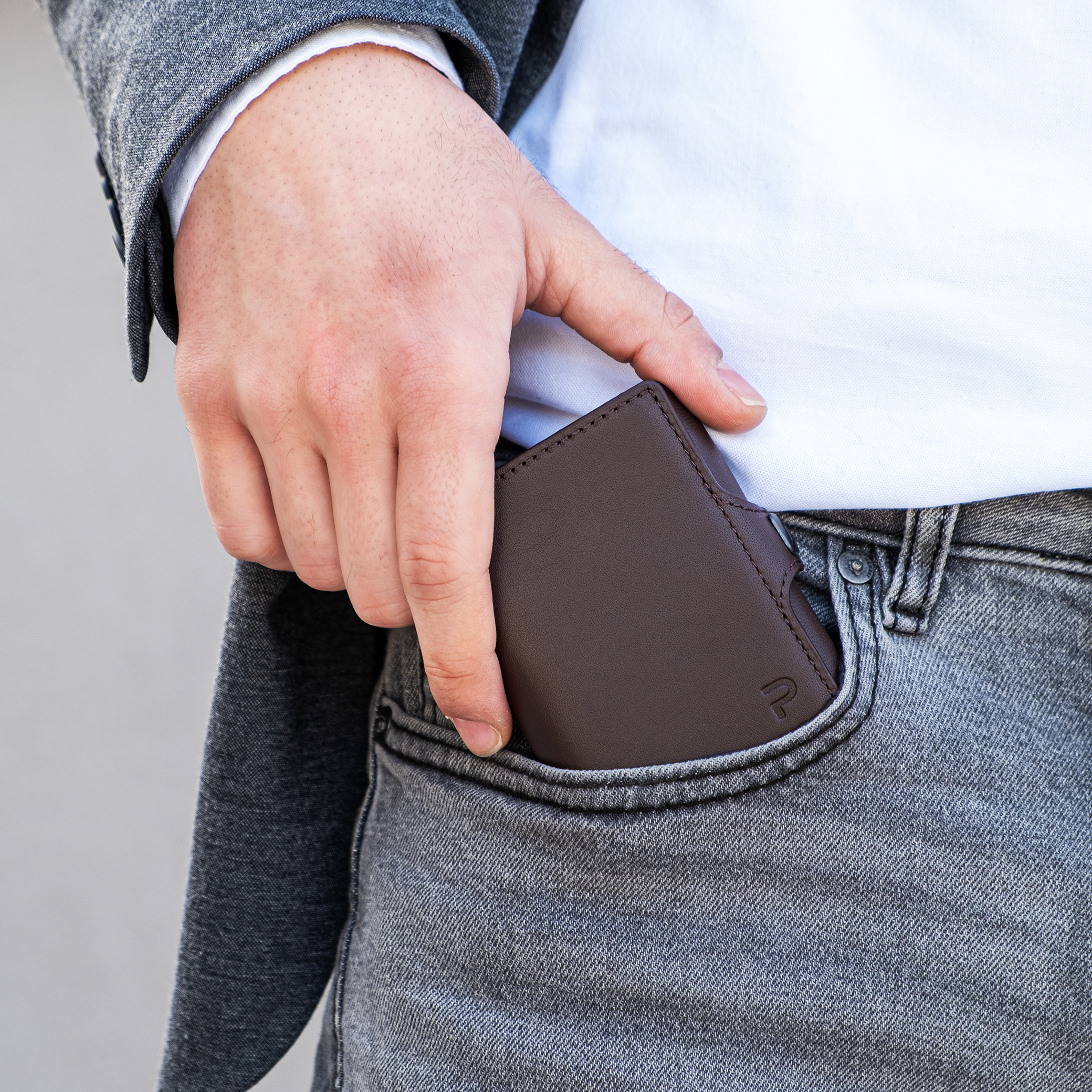 KLIK Classic with XL Coin Pocket Brown Leather