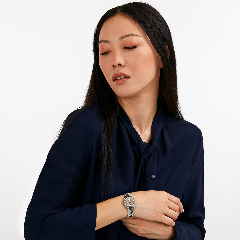 Philip Watch Caribe Urban Women – Elegance in compact size R8253597651