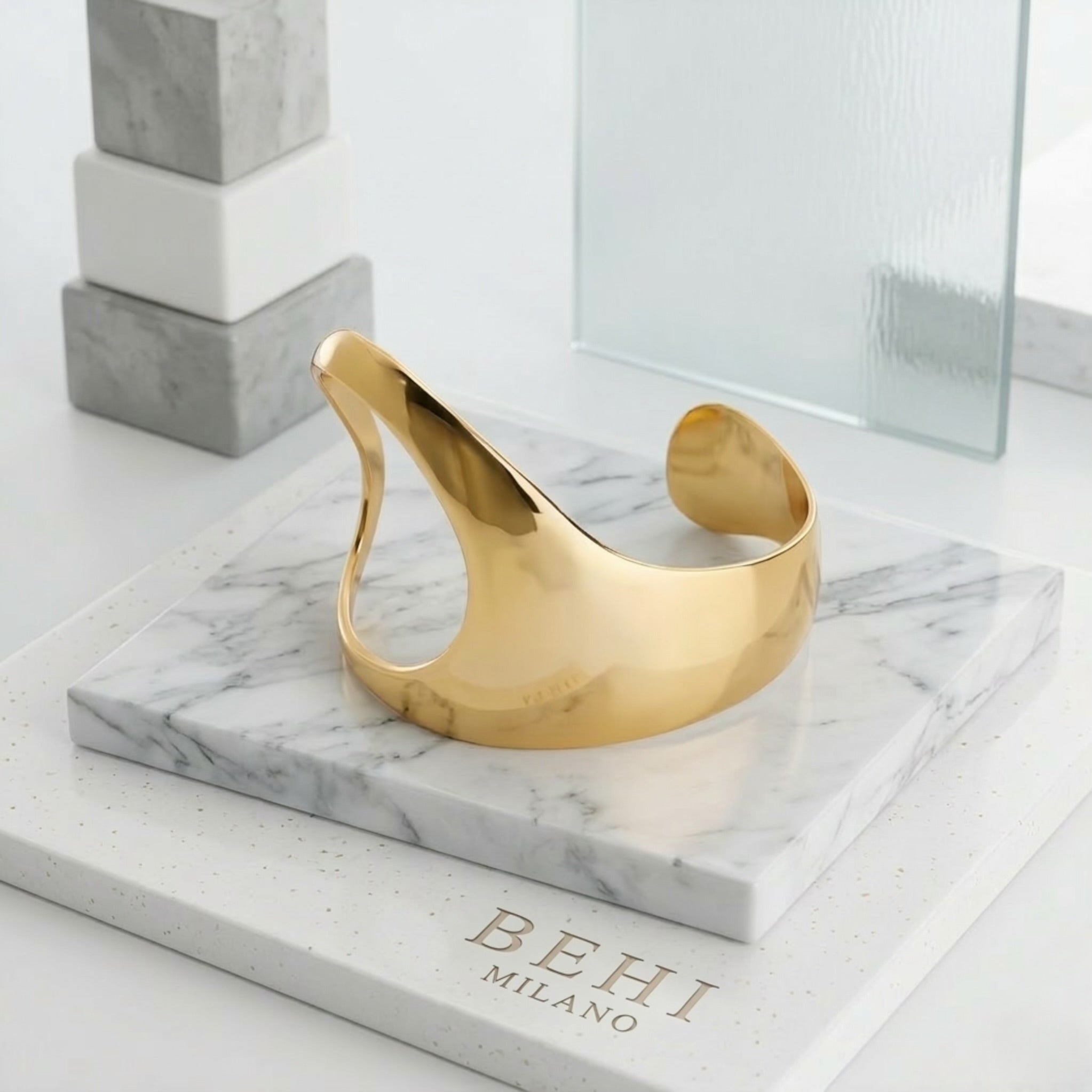 Deborah Palm Cuff