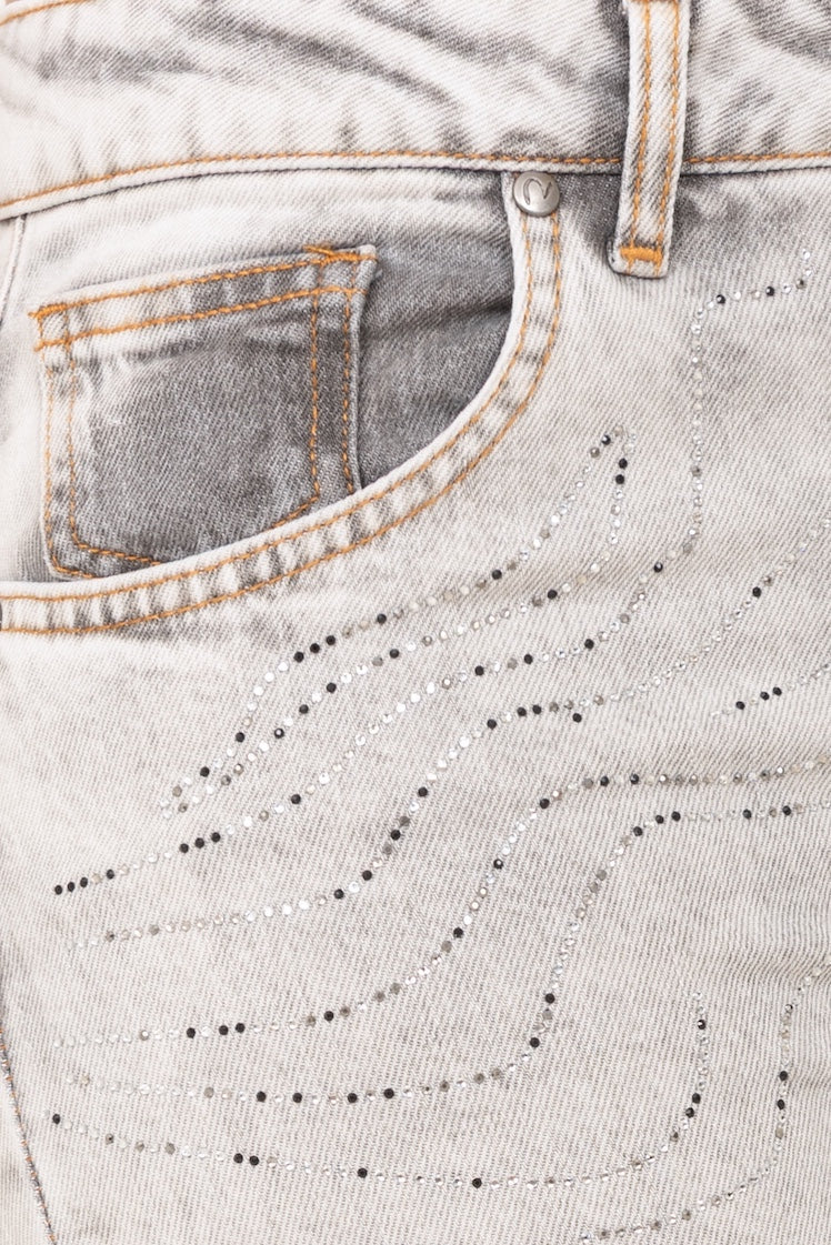 Applied Swarovski denim: trendy trousers with sparkling rhinestones