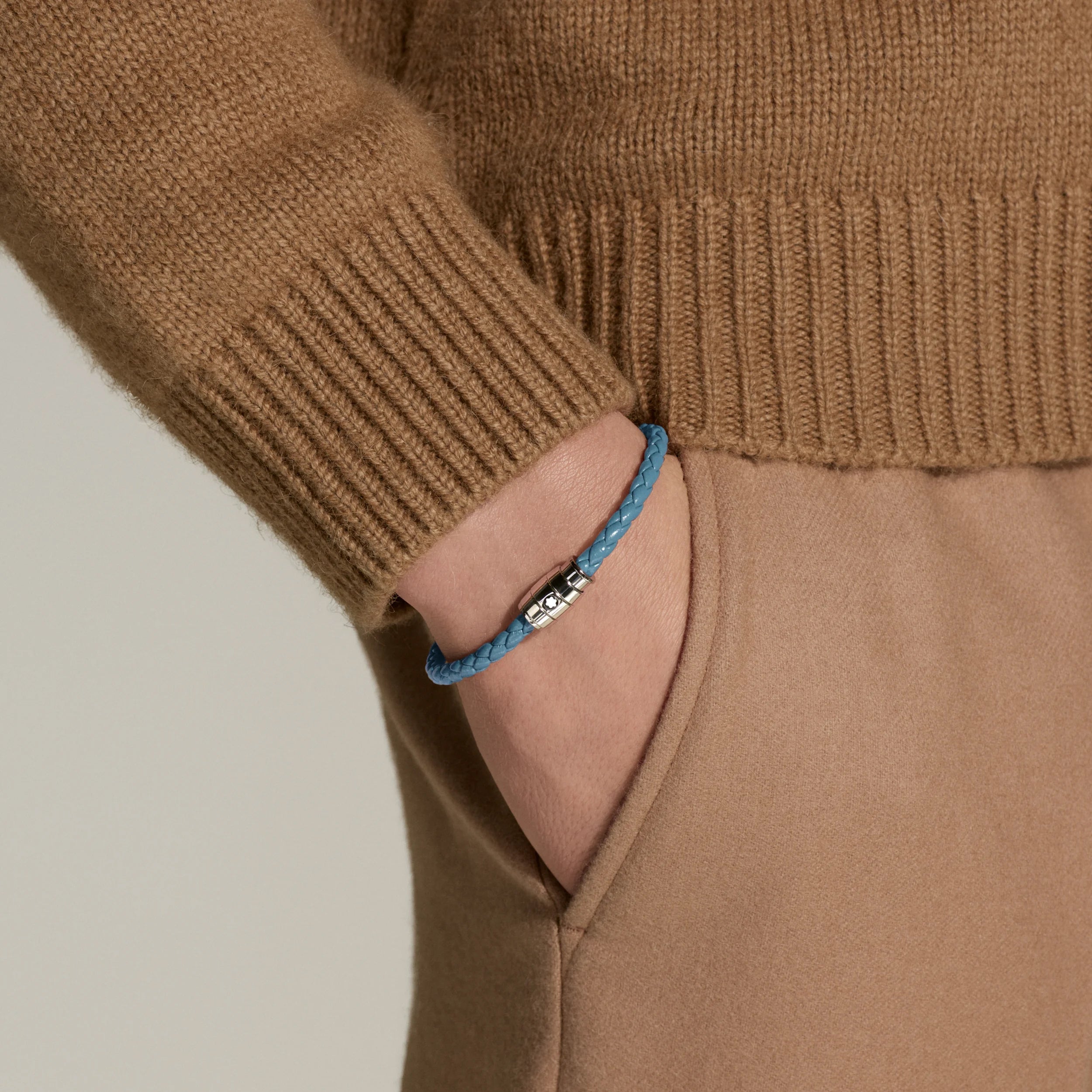 Montblanc Meisterstück Smoky Blue Leather and Steel 3-Ring Bracelet Size S 13429360