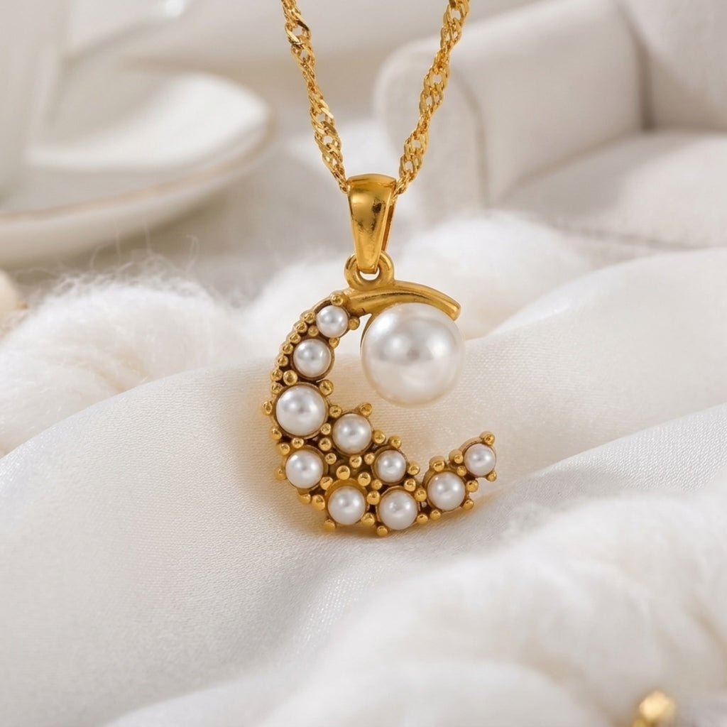 Luna Necklace