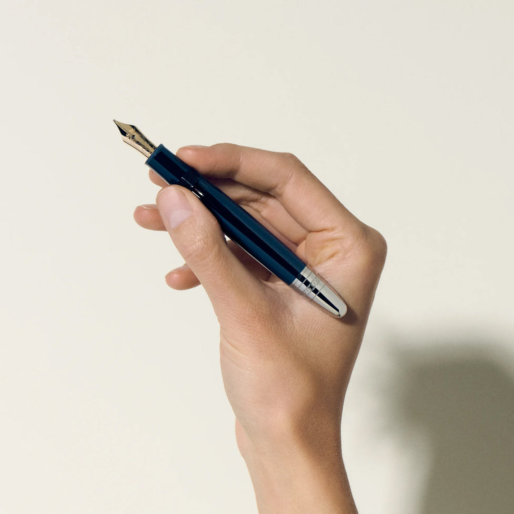 Montblanc LeGrand Meisterstück Around the World in 80 Days Fountain Pen M nib 132875