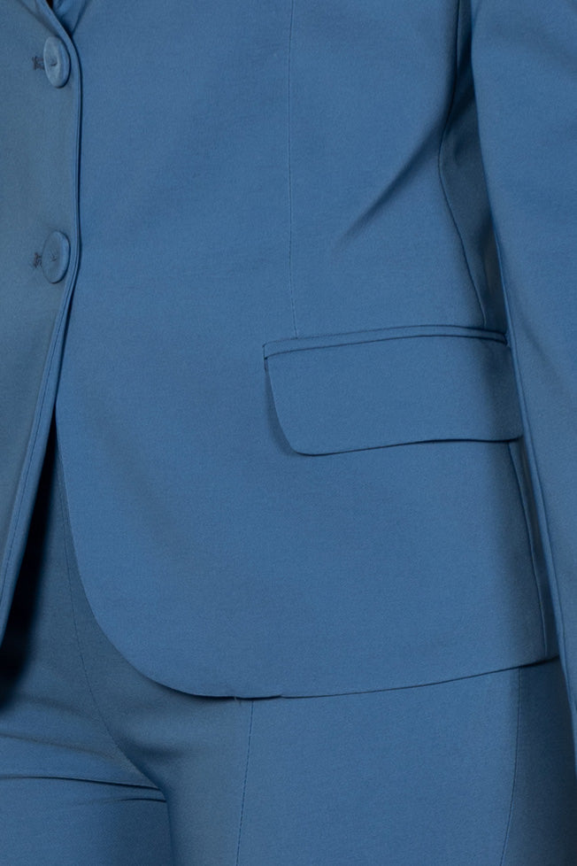 No-nà Women's Skinny Suit: Subtle Elegance and Style