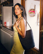 Esmée - Handmade Woven Bucket Shoulder Tote Bag Caramel