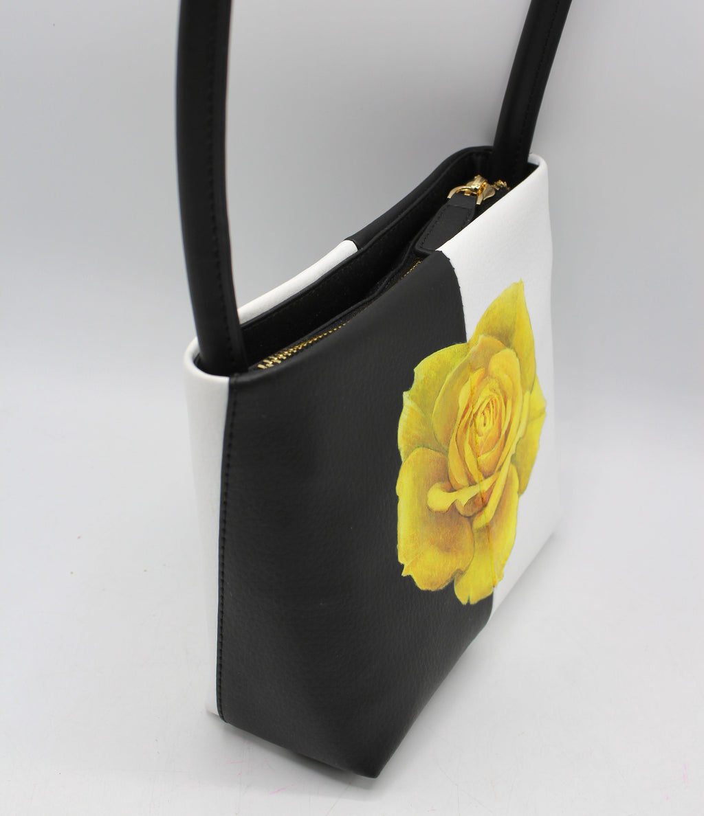Aria - Borsa a Rosa Dipinta a Mano in Pelle di Mela Sostenibile