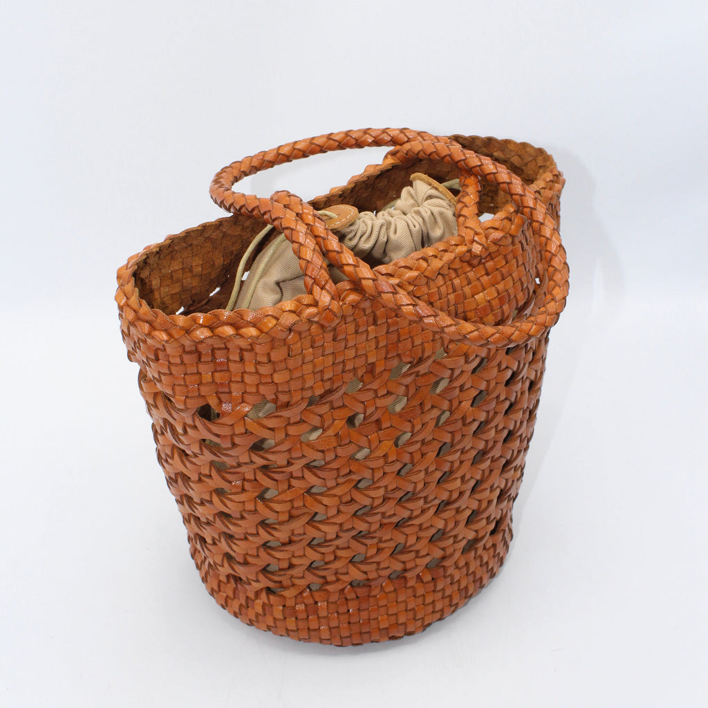 Ivy - Borsa a Cesto in Pelle Pieno Fiore Intrecciata a Mano Caramello