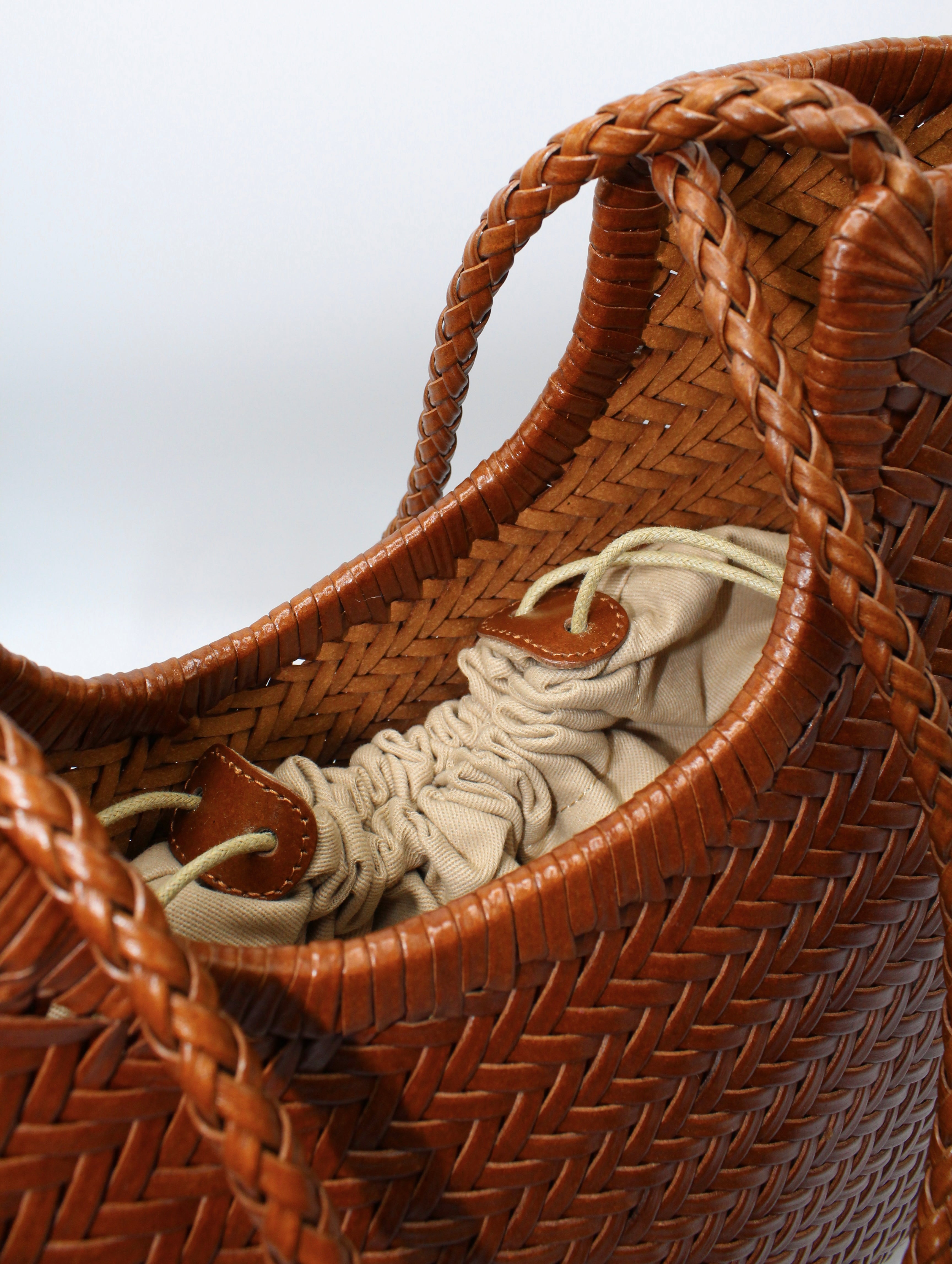 Liv - Handmade Woven Leather Tote Bag Caramel