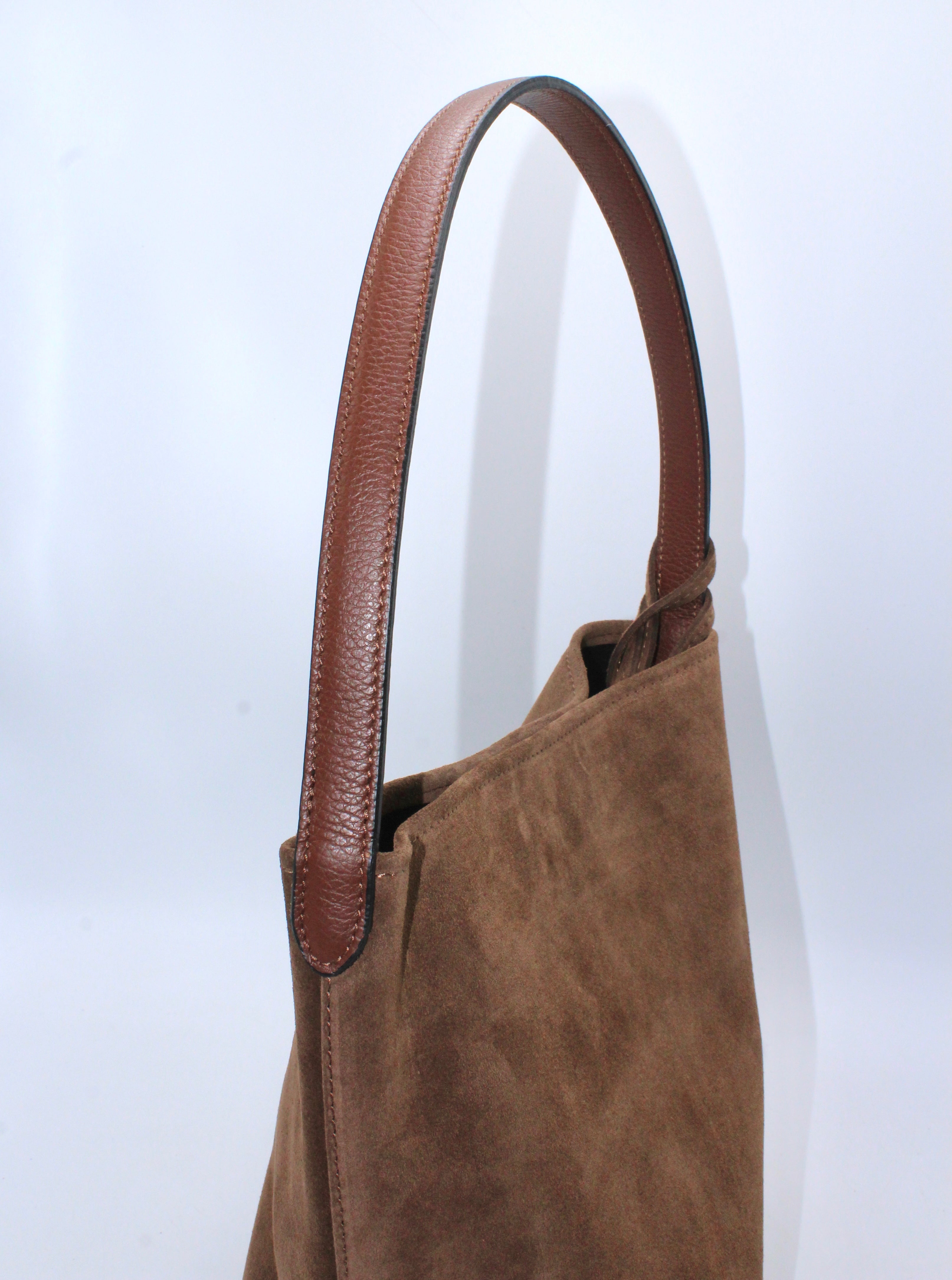 Ella - Borsa in pelle scamosciata minimalista