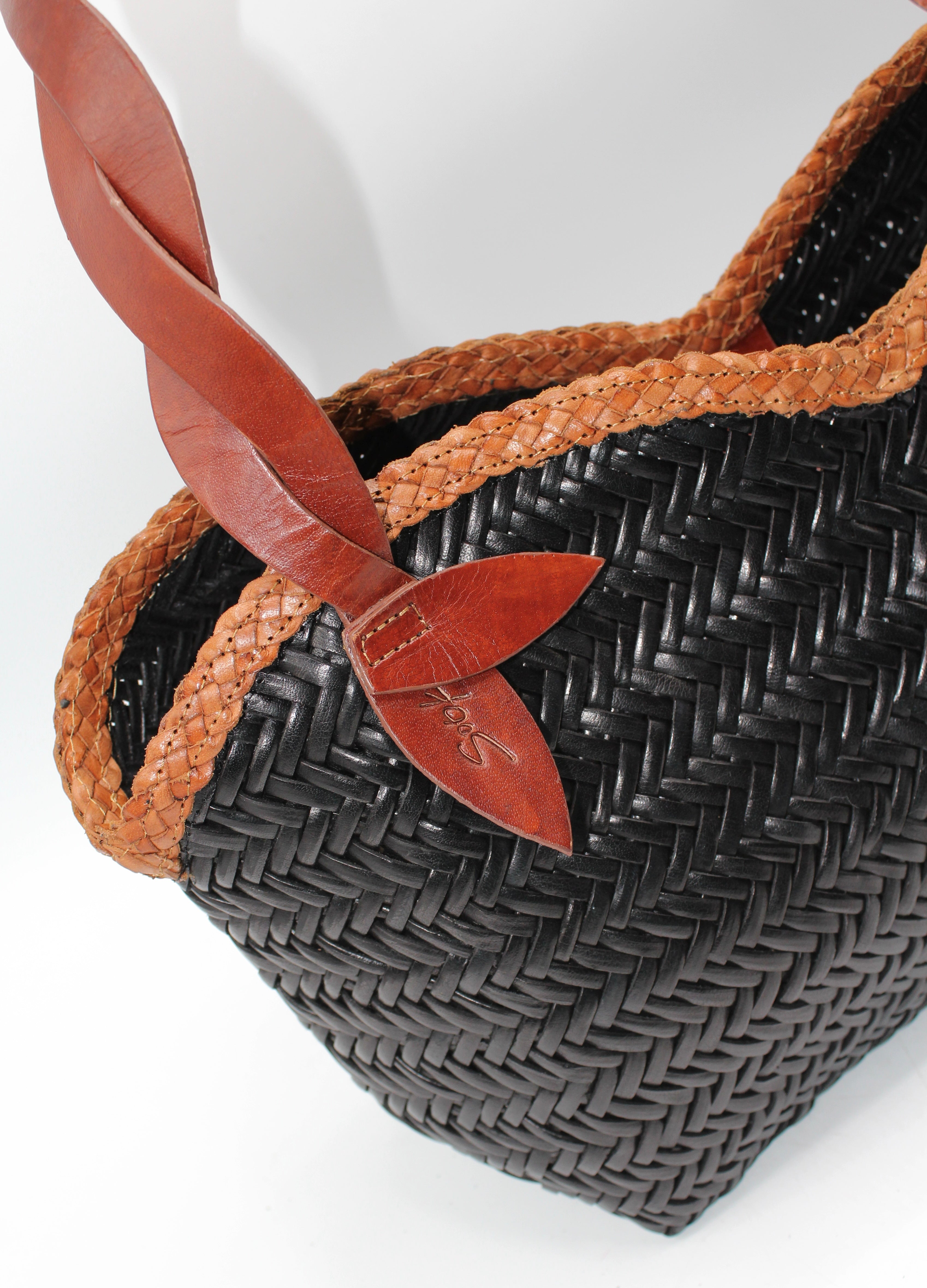 Léafa - Handwoven Artisan Shoulder Bag Brown & Black