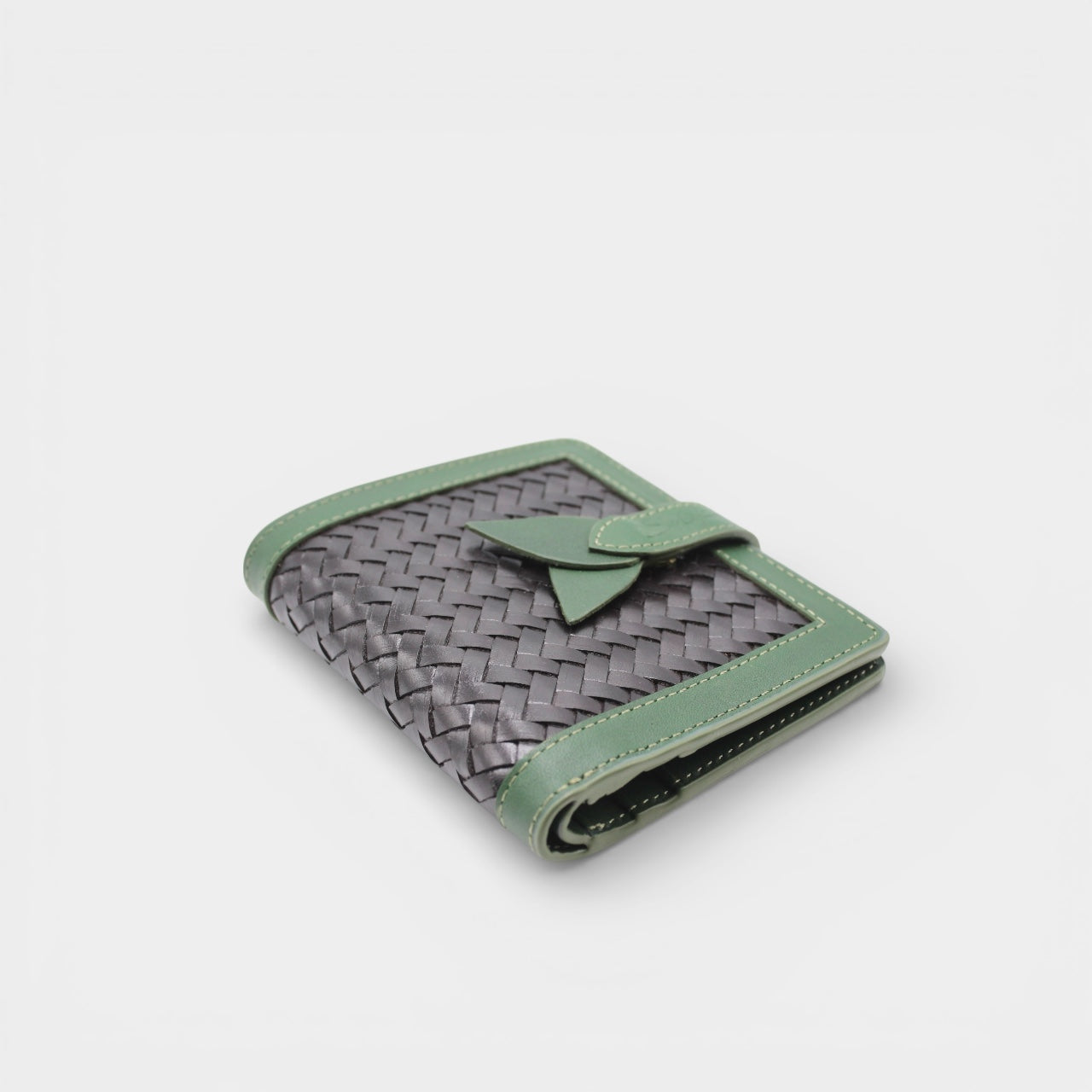 Lumi - Portafoglio corto in pelle intrecciata Verde e Caffè Scuro