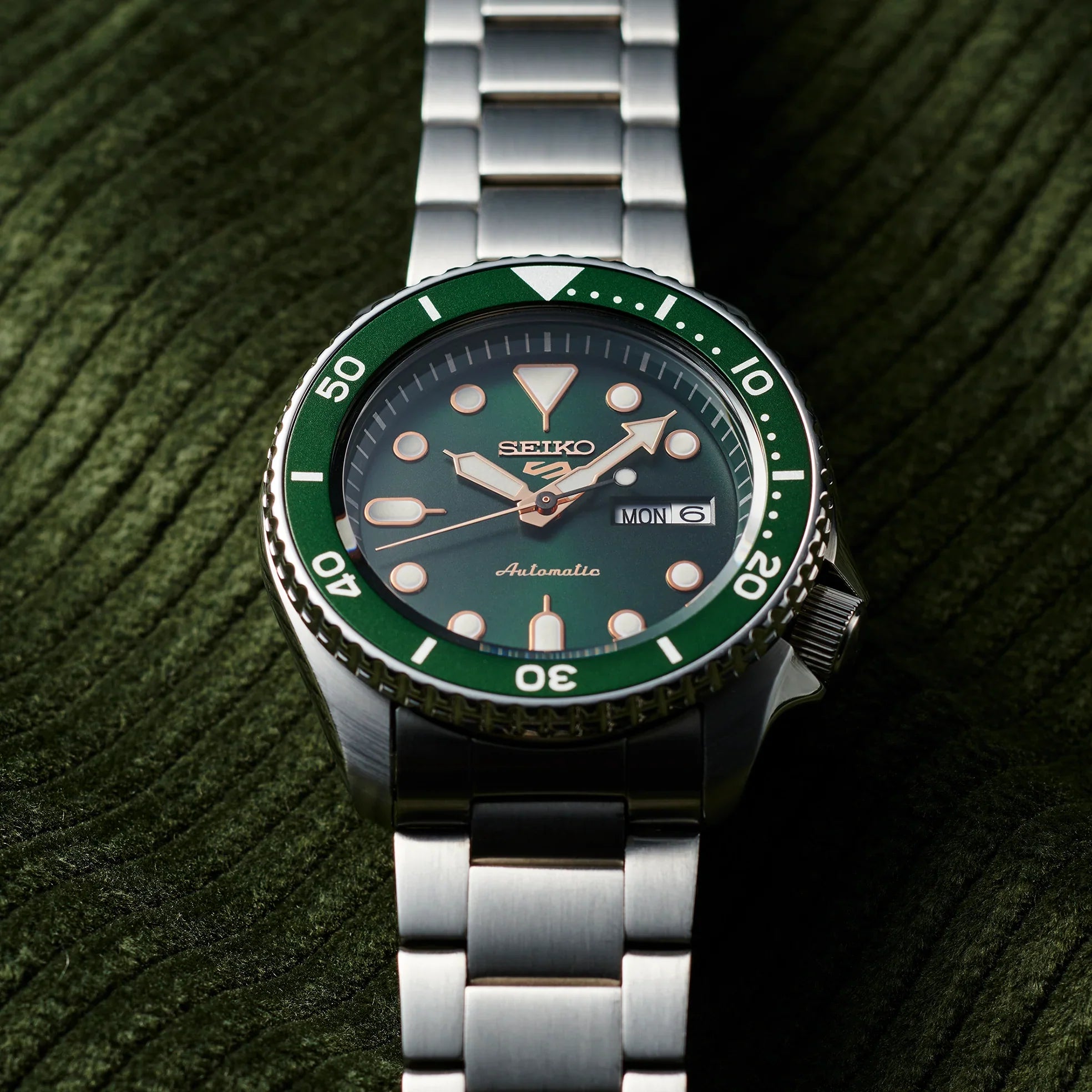 Seiko 5 Sports SRPD63K1 – Automatic, Swiss Made Style, Green, 42.5mm Case