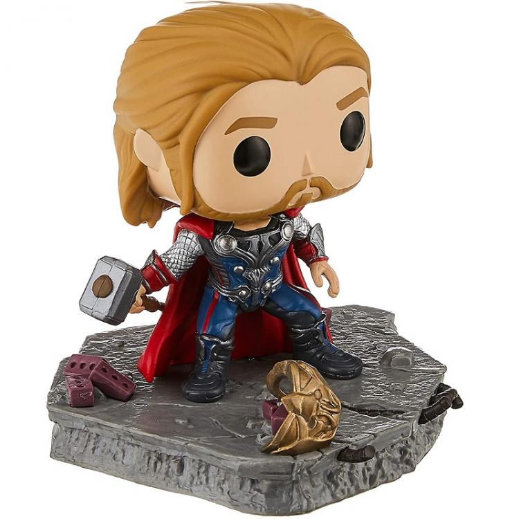 Funko Pop! Marvel Avengers Deluxe Thor (587) Special Edition Bobble-Head