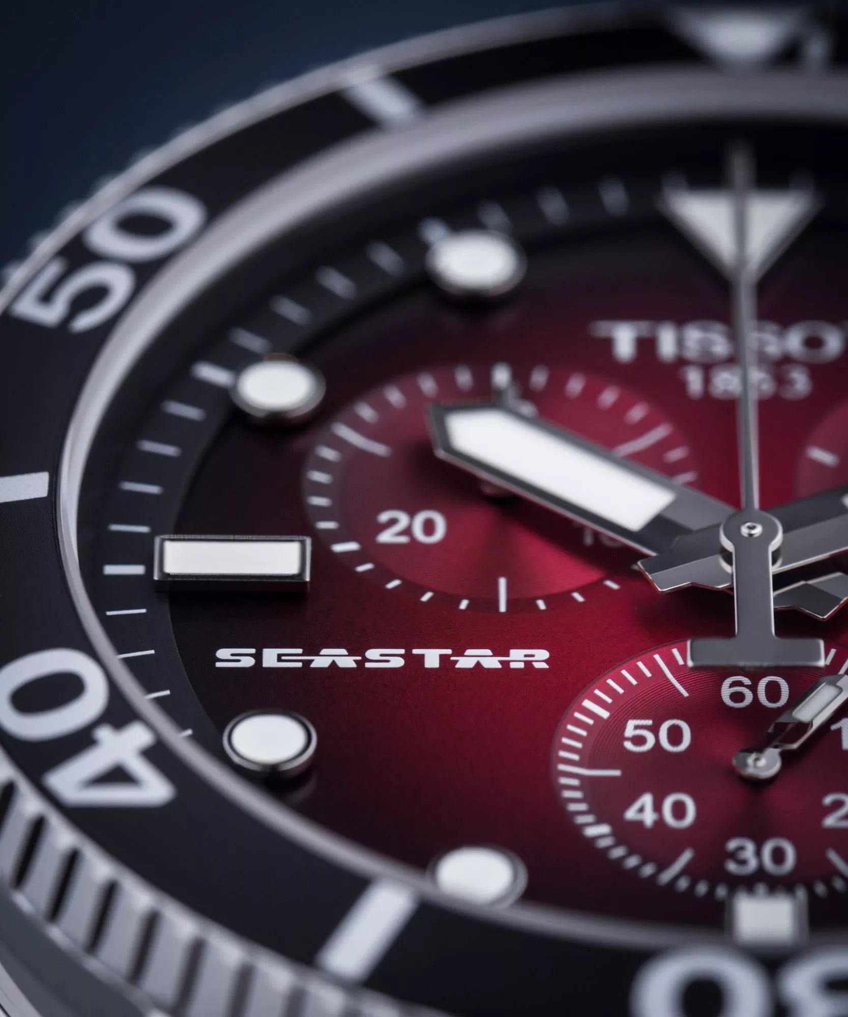Tissot Seastar 1000 Chronograph – Quarzo Swiss Made – Rosso sfumato – 45,5mm – T120.417.11.421.00