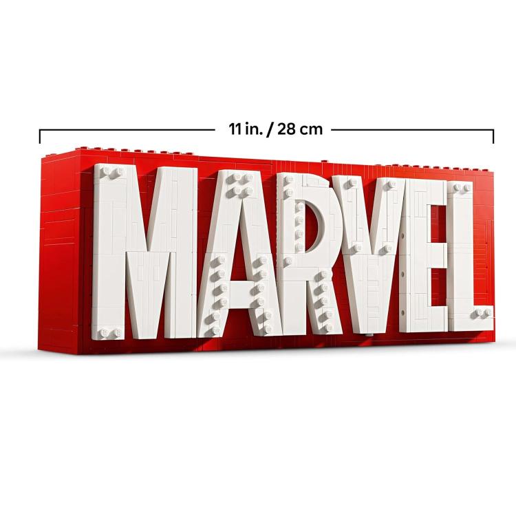 Lego - Marvel Logo 76313 Set (Marvel Signature) Building Toy 5 Mini Figures 931Pcs 12+