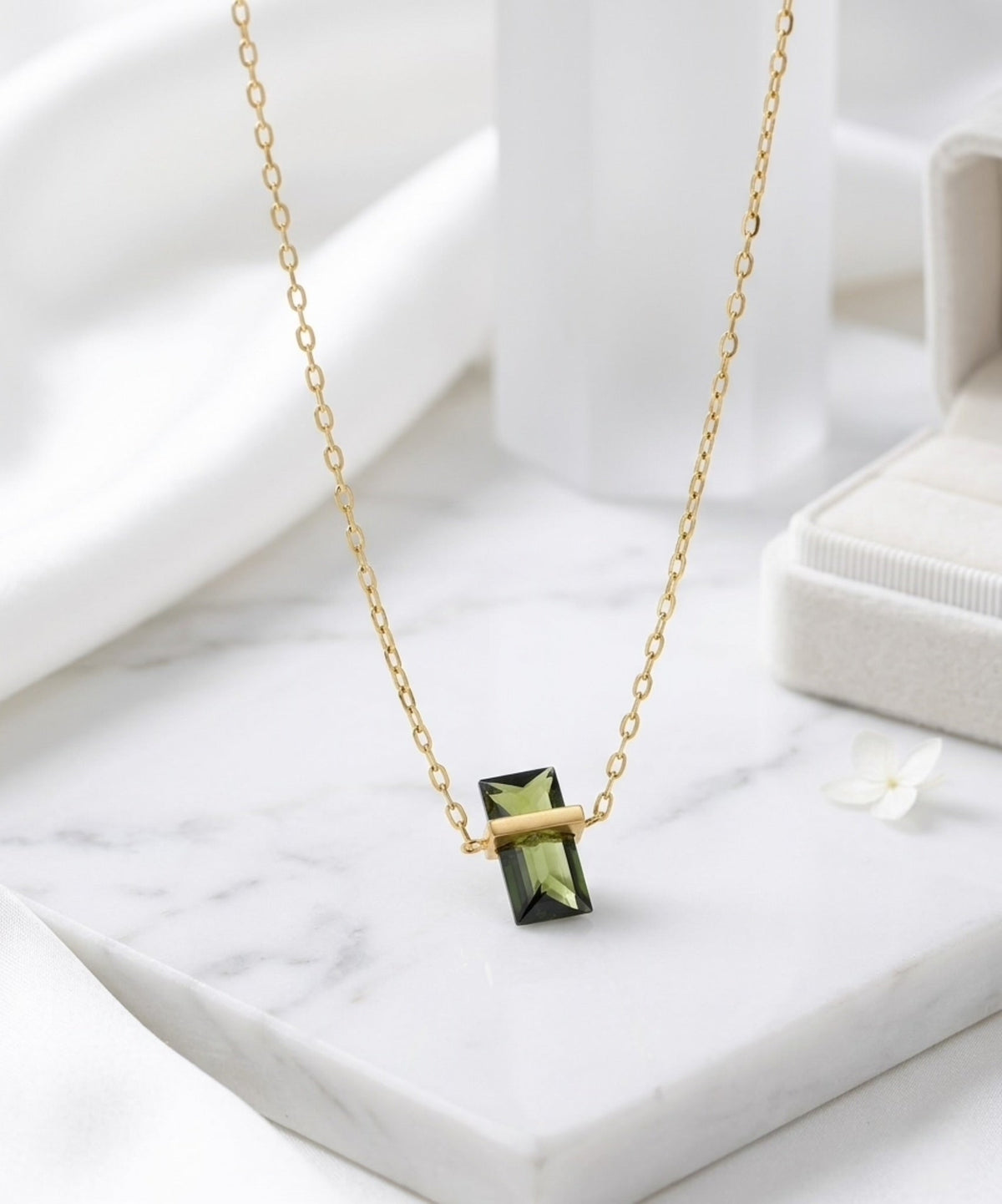 Glinka Necklace