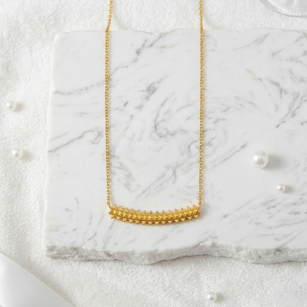 Isla Necklace
