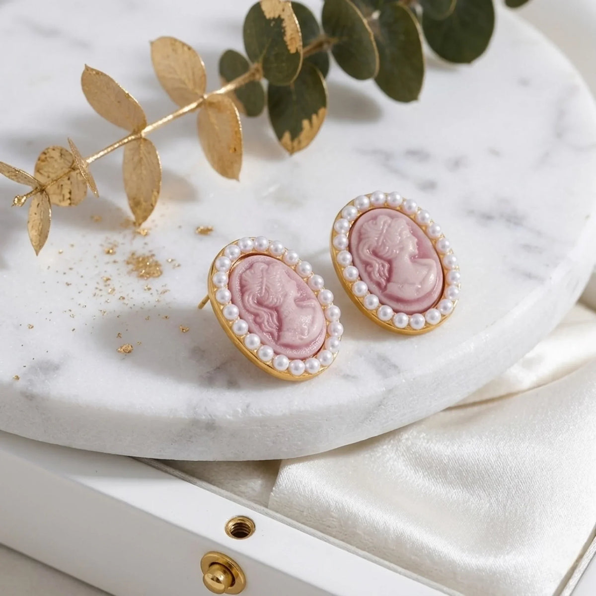 Lady Earrings