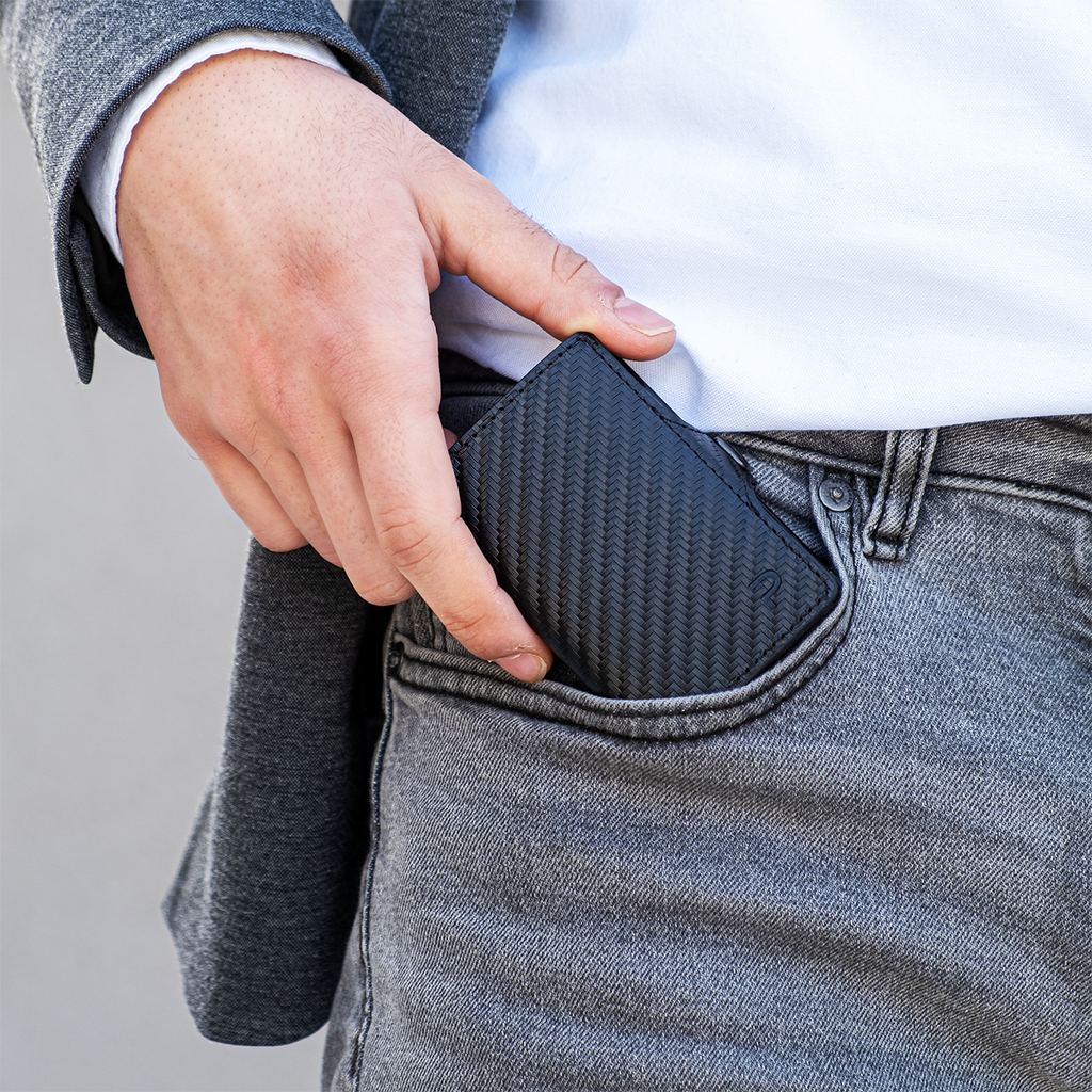 KLIK Minimal SLIM without coin pocket Carbon
