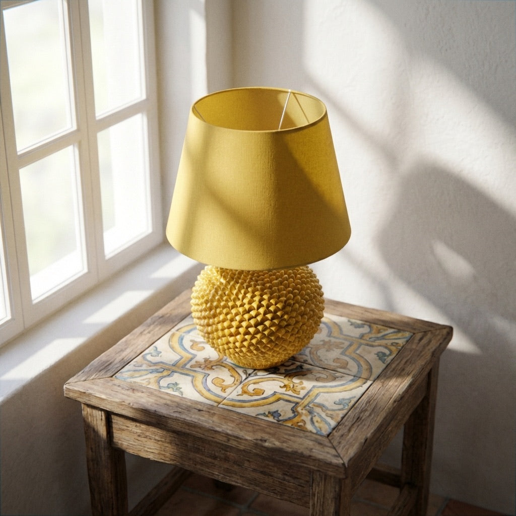 Lume a Palla Pigna in Ceramica di Caltagirone — Senape
