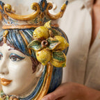 Testa di Moro con Limoni h 25 cm — Donna, Blu e Arancio