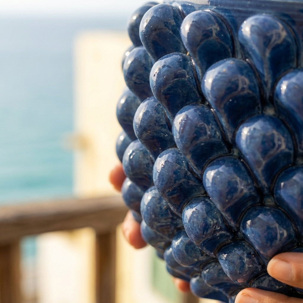 Vaso Mezza Pigna in Ceramica di Caltagirone — Blu Intenso
