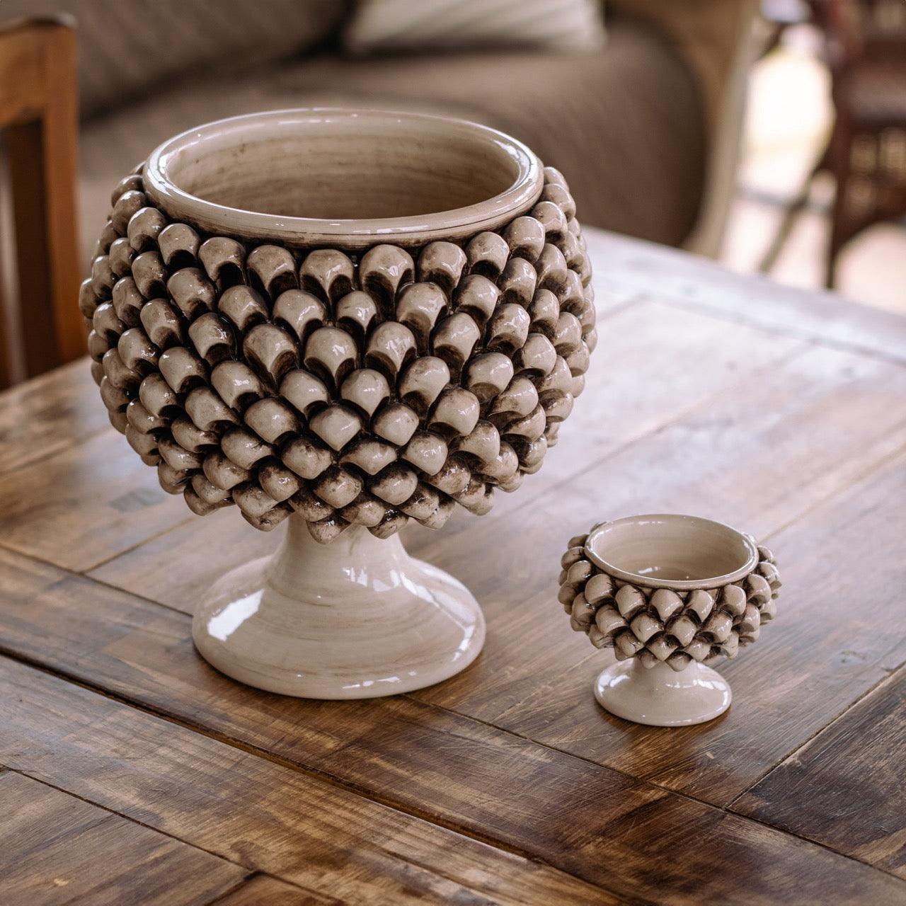 Vaso Mezza Pigna in Ceramica di Caltagirone — Madreperla Antichizzato