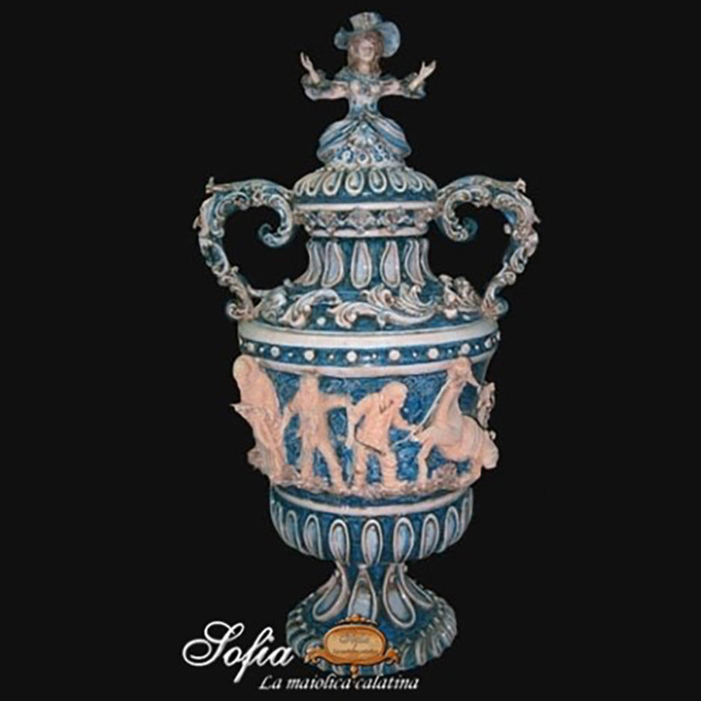 Vaso monumentale scenetta in serie limitata h 72 mono blu Ceramiche di Caltagirone Sofia