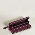 Montblanc 12-compartment full-zip wallet Sartorial Cassis 199372
