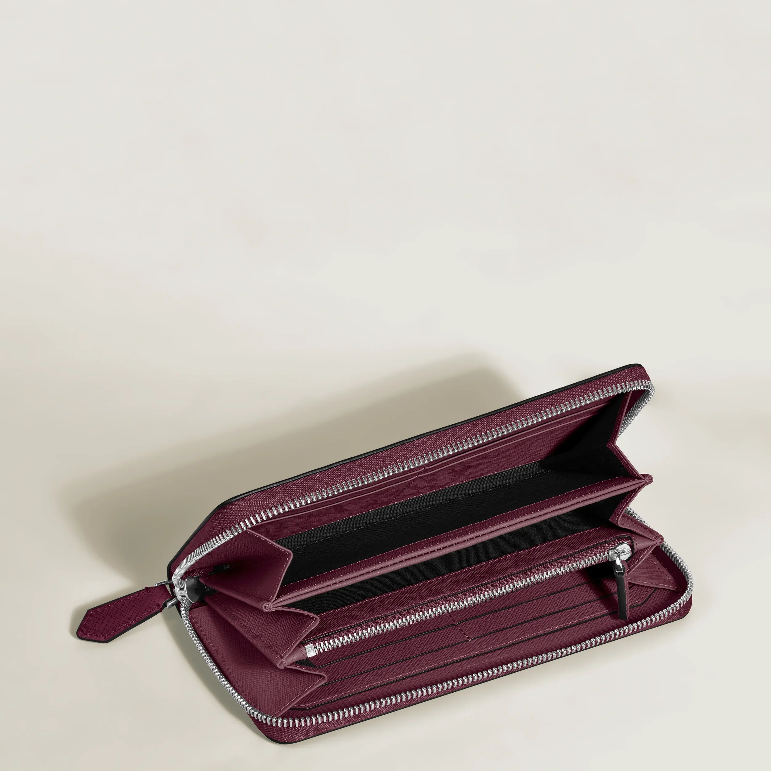 Montblanc 12-compartment full-zip wallet Sartorial Cassis 199372