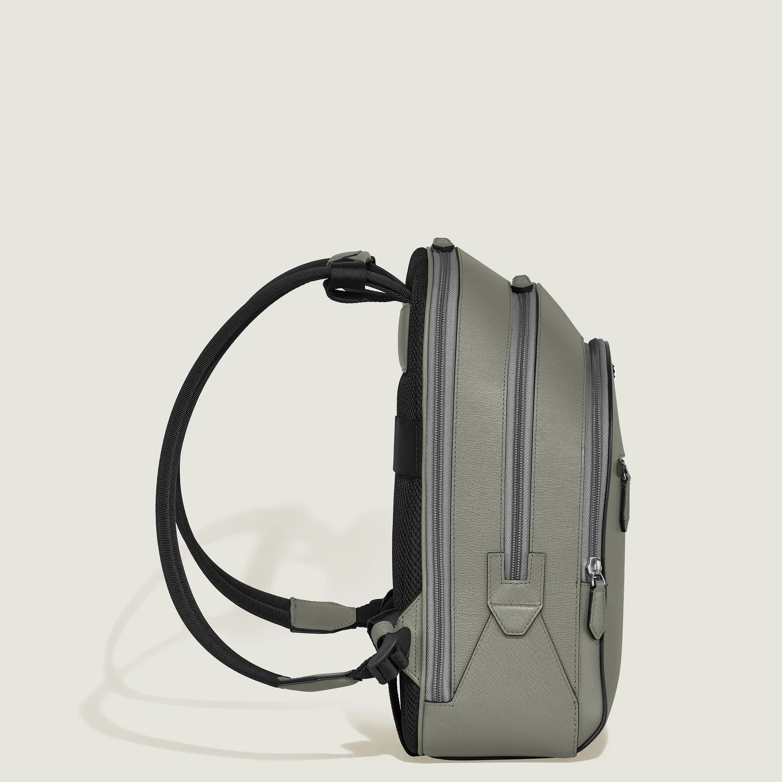 Montblanc Sartorial medium backpack with 3 compartments medium grey 199360