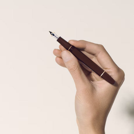 Montblanc Meisterstück Bordeaux Classique Fountain Pen M Nib 133014